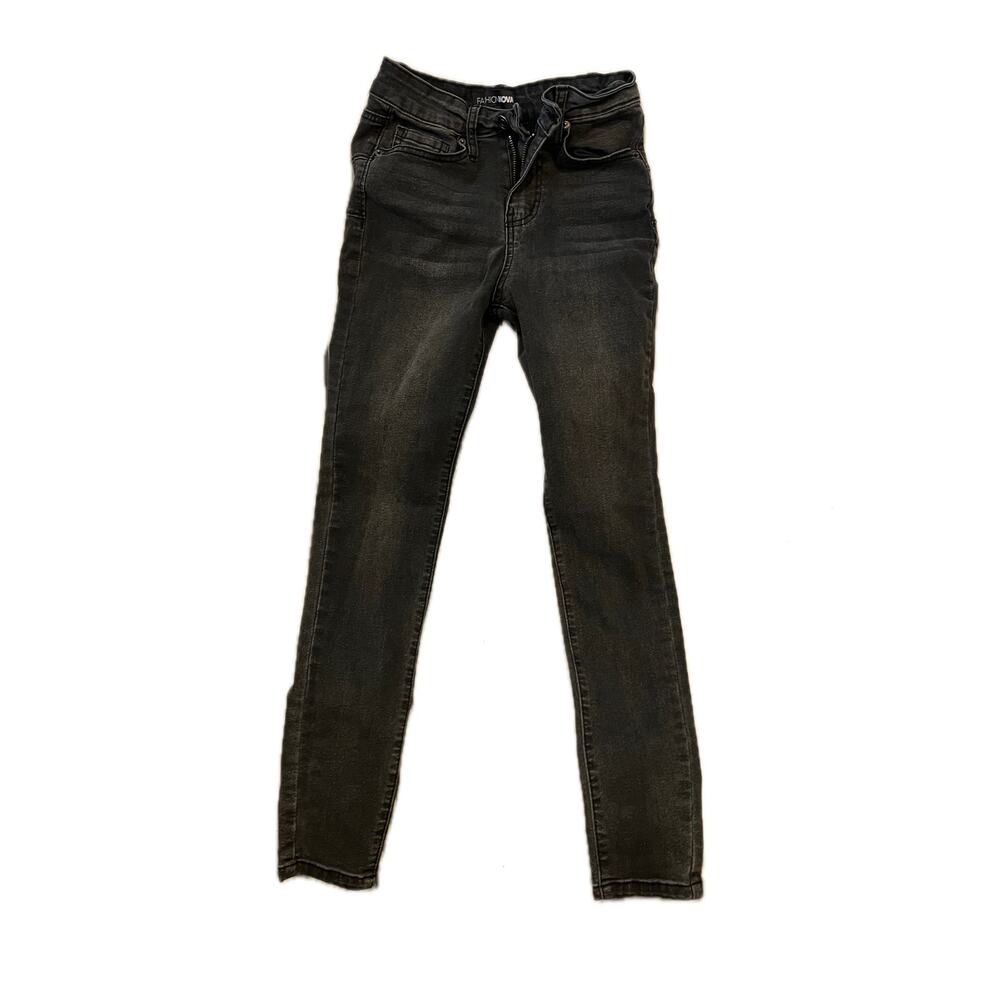 Fashion Nova Skinny Womans Black Jeans Size 1